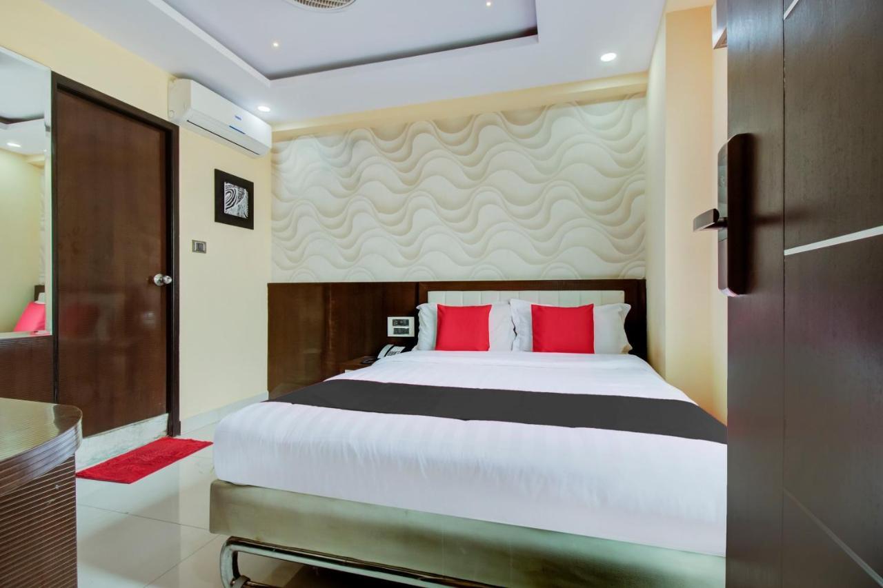 Capital O 5381 The Emirates Hotel Bangalore Buitenkant foto